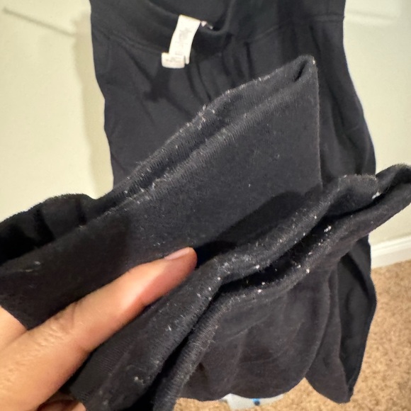 Lululemon joggers :: Sz 4 - Picture 5 of 5